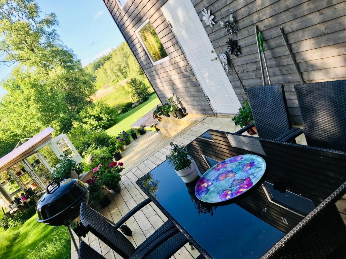 15 Min Fran Ullared! Ny Stuga Med Hoeg Standard! Älvsered Eksteriør bilde